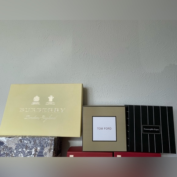 AUTHENTIC - LUXURY DESIGNER BOXES - Picture 6 of 14